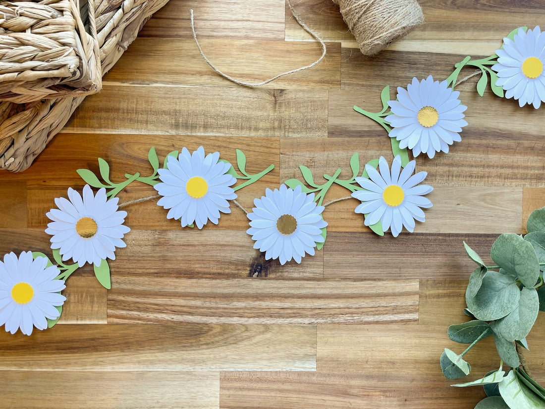 Paper Daisy Chain Garland Banner