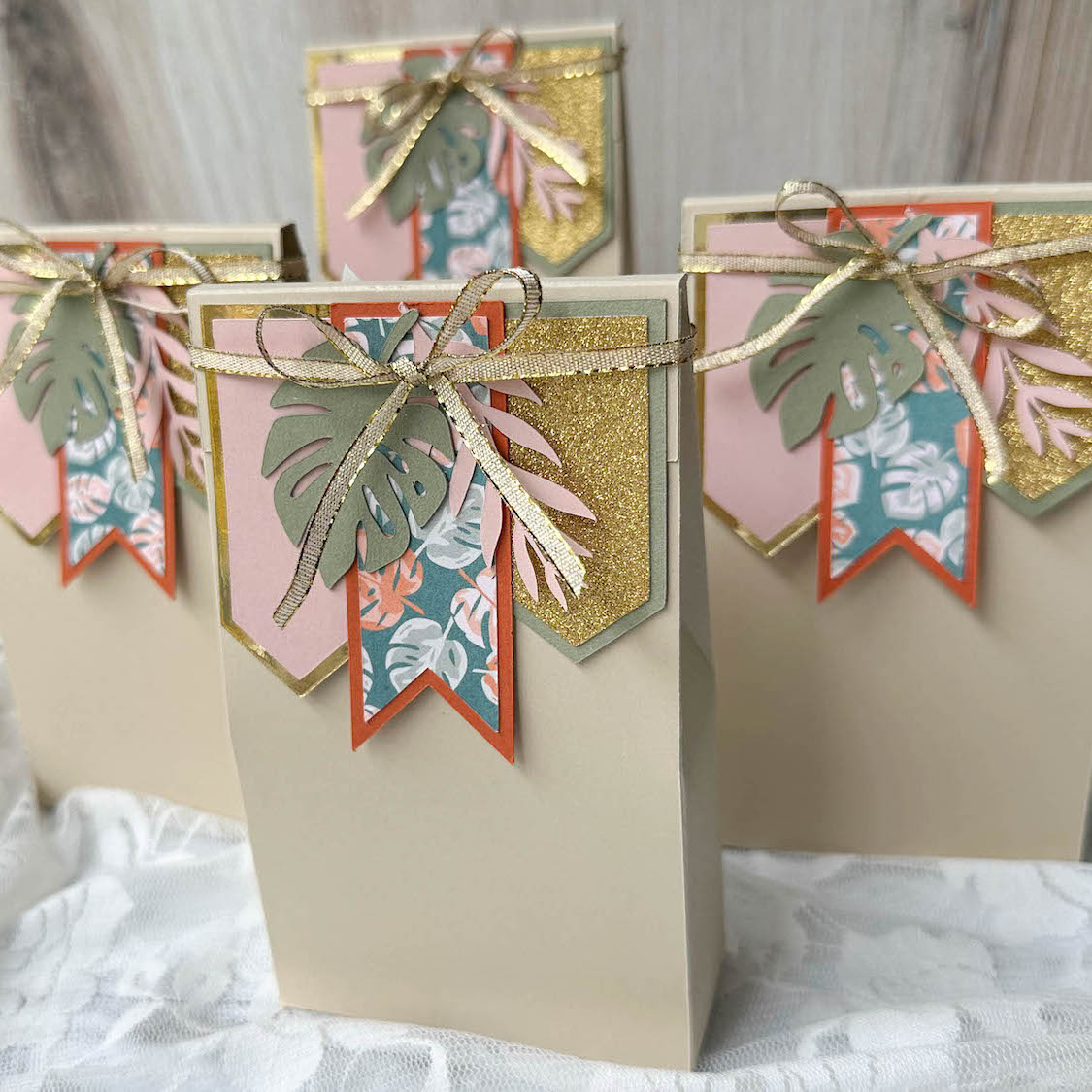 Comoscio Cream | Woodstock Cardstock Paper Gift Boxes