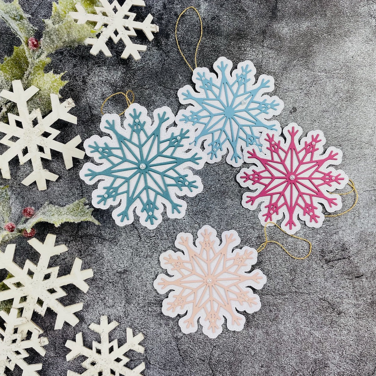 Woodstock Cardstock Snowflake Die cuts